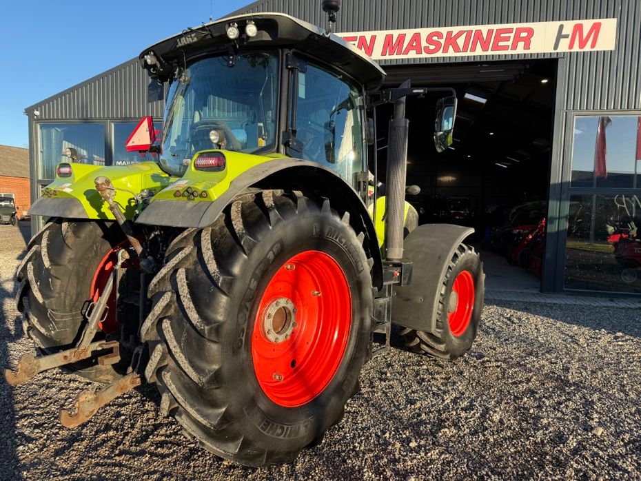 CLAAS ARION 650 C Matic Med frontpto - Traktorer - Traktorer 4 wd - 7