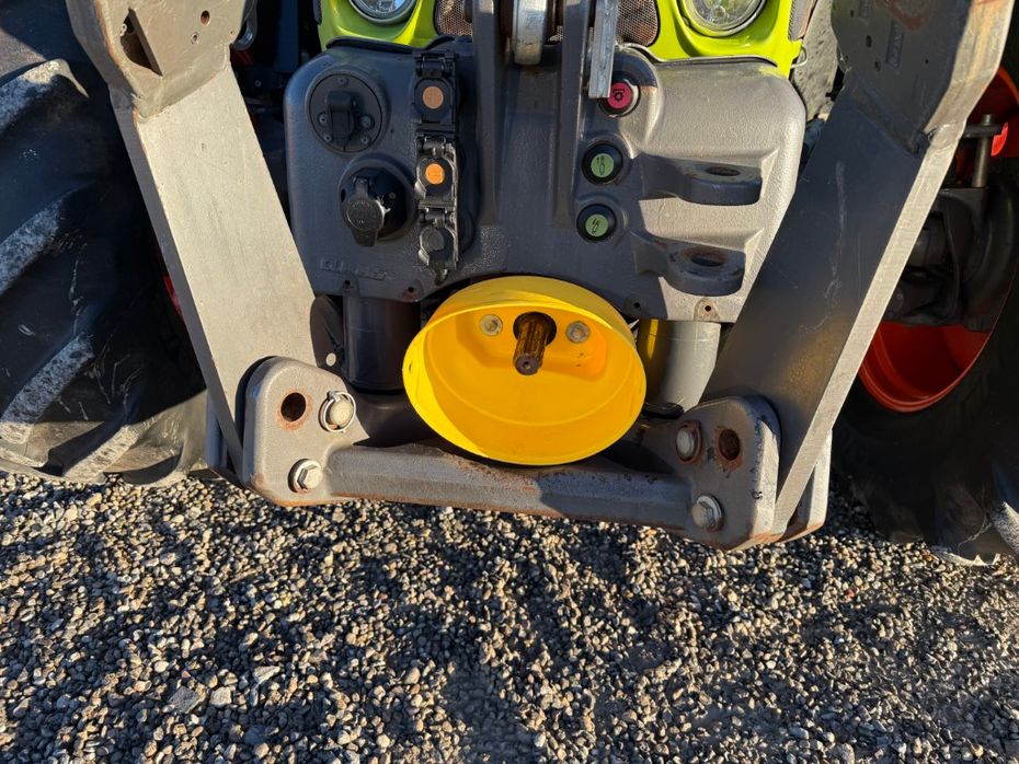 CLAAS ARION 650 C Matic Med frontpto - Traktorer - Traktorer 4 wd - 3