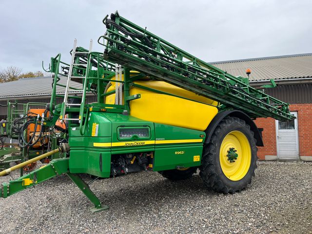 John Deere 962i