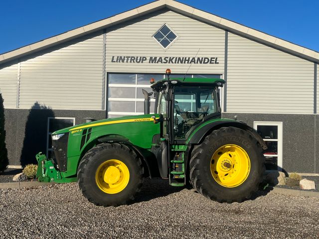 John Deere 8370R