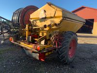Bredal B 4 - Gødningsmaskiner - Bugserede gødningsspreder - 3