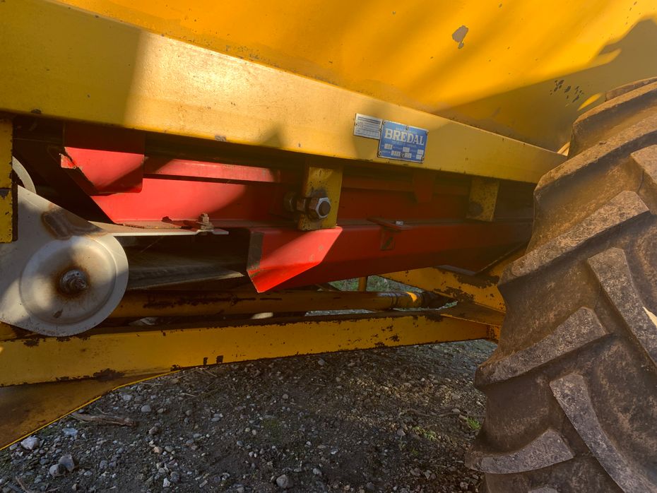 Bredal B 4 - Gødningsmaskiner - Bugserede gødningsspreder - 6