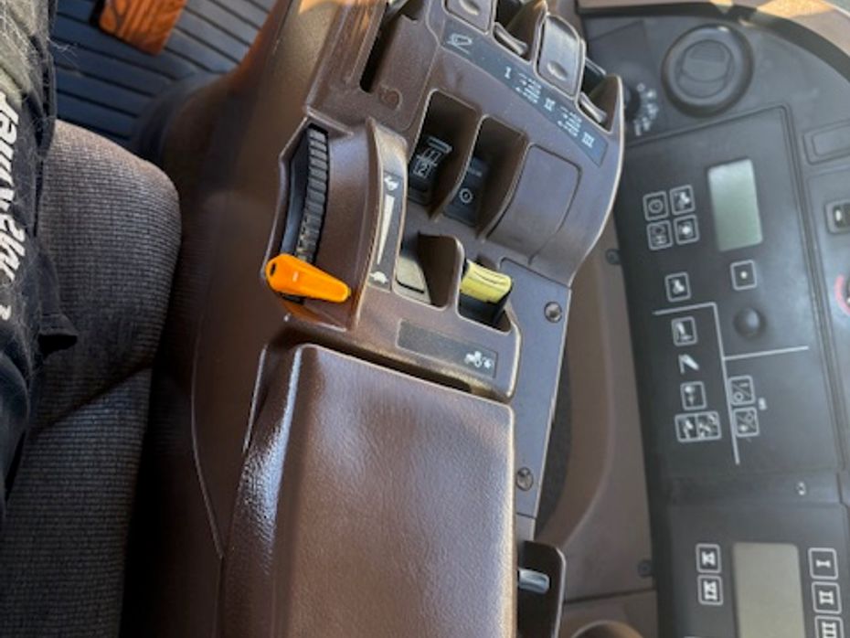 John Deere 7920 AUTOPOWER M AUTOTRAC READY, FRONTLIFT - Traktorer - Traktorer 4 wd - 17