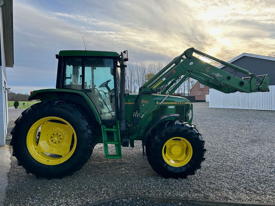 John Deere 6600 med Hauer POM S130 frontlæsser - Traktorer - Traktorer 4 wd - 9