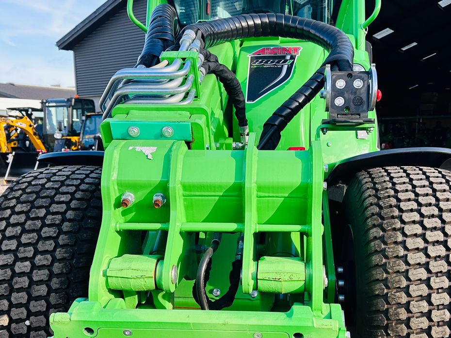 Avant / Staldkat 860i Avant 860i med GT kabine - Læssemaskiner - Minilæssere - 5