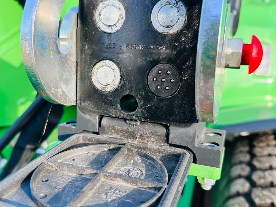 Avant / Staldkat 860i Avant 860i med GT kabine - Læssemaskiner - Minilæssere - 4