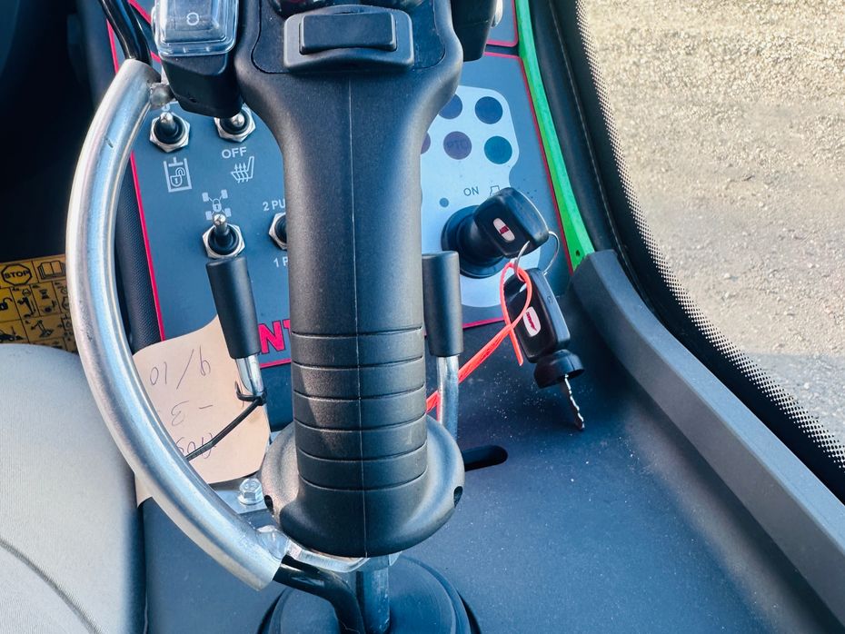 Avant / Staldkat 860i Avant 860i med GT kabine - Læssemaskiner - Minilæssere - 9