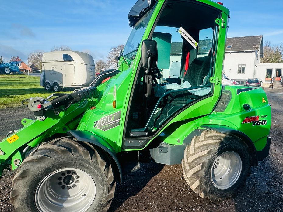 Avant / Staldkat 760i Avant 760i GT kabine - Læssemaskiner - Minilæssere - 5