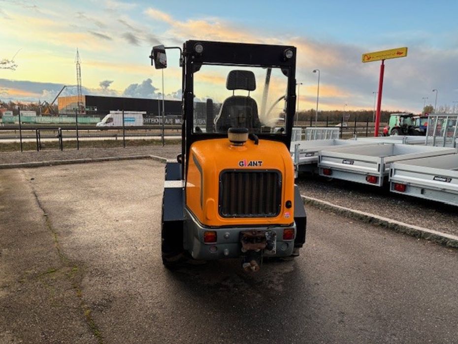 Giant V 452 T X-TRA HD - Læssemaskiner - Minilæssere - 2