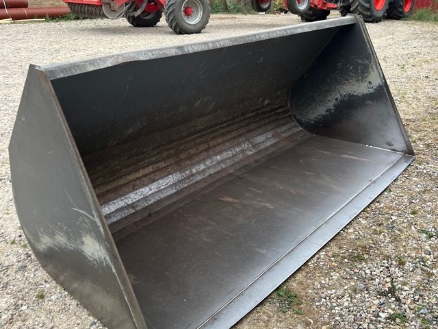 MO Implements Kornskovl