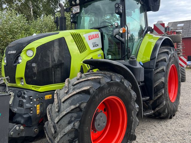 CLAAS AXION 830 CEBIS