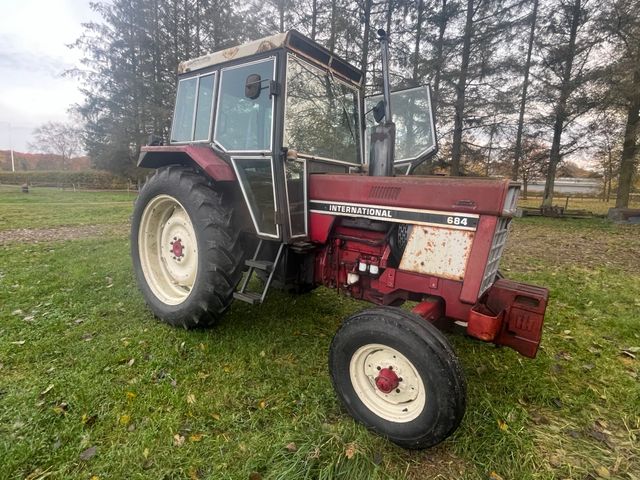 Case IH 684