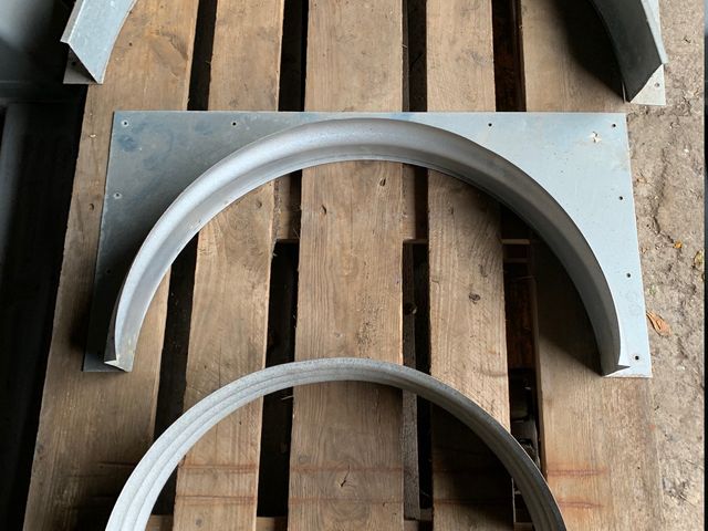 - - - Buer / tilslutninger til træhovedkanal