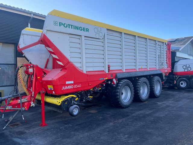 Pøttinger Jumbo 8540