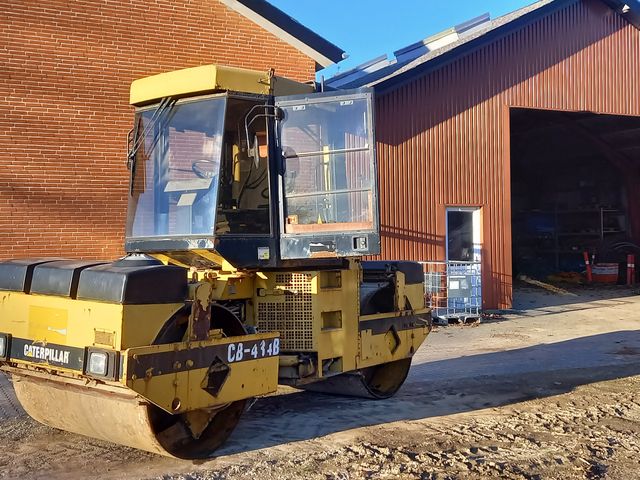 Caterpiller CB 434B 