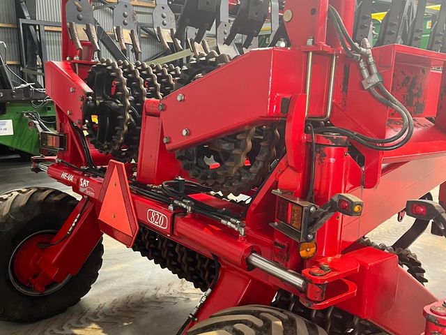 HE-VA TIP ROLLER 820