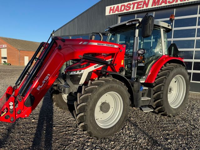 Massey Ferguson 5S.125 Dyna-6 Efficient M/FL4121 læsser