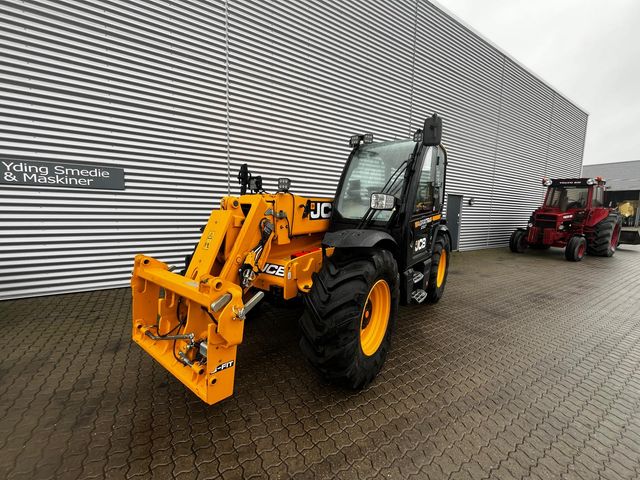 JCB 542-70 AGRI XTRA 