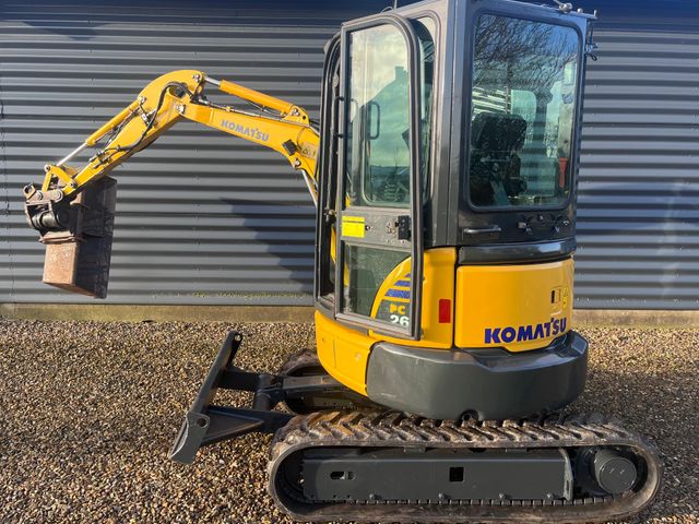 Komatsu PC26MR-3