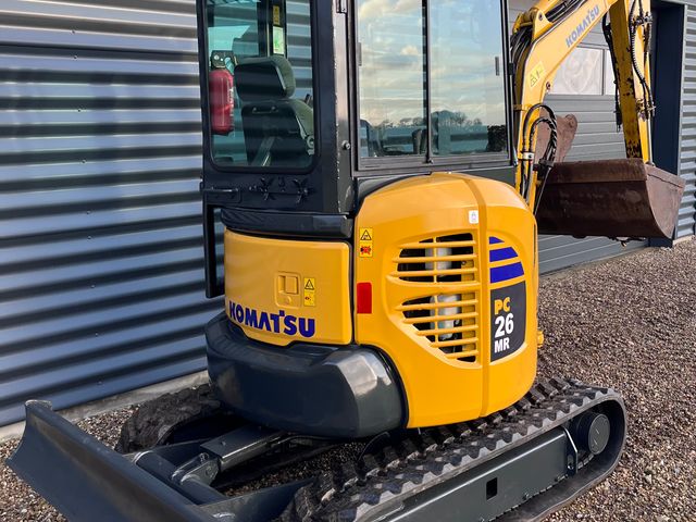 Komatsu PC26MR-3