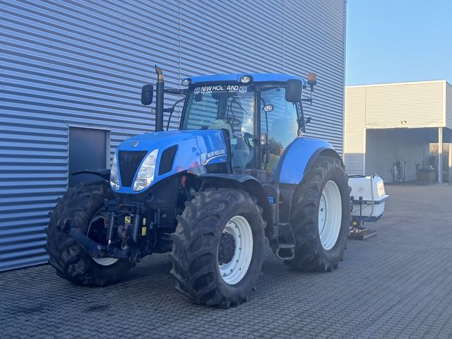 New Holland T7.250