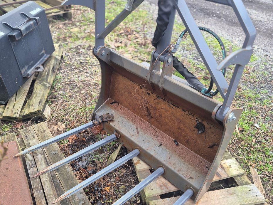 overfaldgreb stama overfald - Minilæsser tilbehør - Redskaber - 1