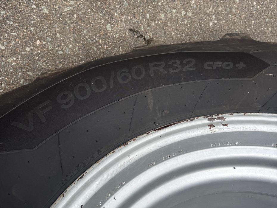 Case IH Axial Flow 5140 Case IH Axial Flow 5140 m. GPS & skærebord - Høstmaskiner - Mejetærskere - 5