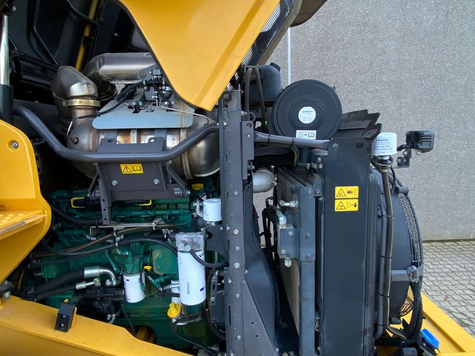 Volvo L 90 H - Læssemaskiner - Gummihjulslæssere - 13