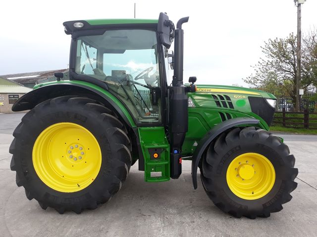John Deere 6120R Premium m/Eco-shift og krybegear