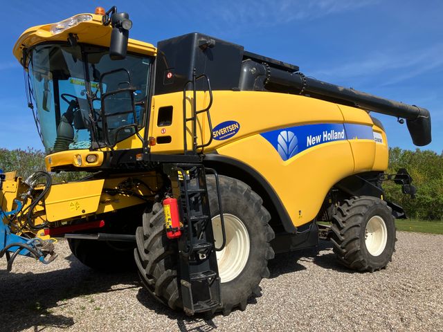 New Holland CX 8080 SLH
