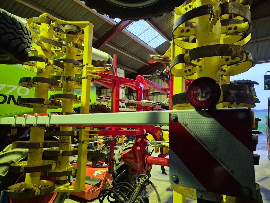 Pöttinger Terria 5030 Topudstyret, ikke kørt meget! - Harver - Stubharver - 4