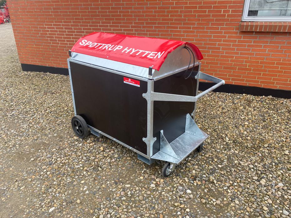Spøttrup Hytten Spøttrup SH-900 - Staldmaskiner - Kalvebokse - 1