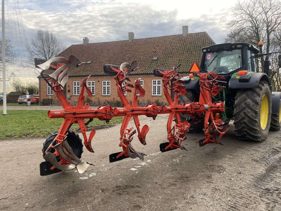 Kuhn VARIMASTER 152 - Plove - Vendeplove - 3