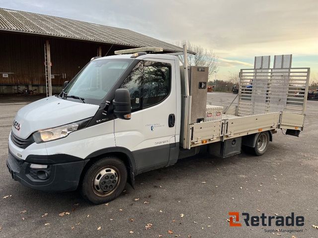 Iveco 35C18