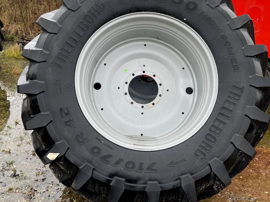 Trelleborg 710/70R42 - Traktor tilbehør - Dæk - 1