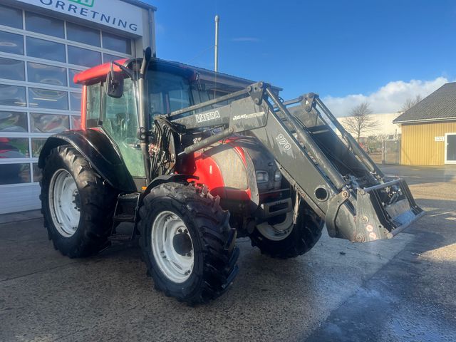 Valtra N121 Advance