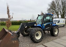 New Holland LM435A