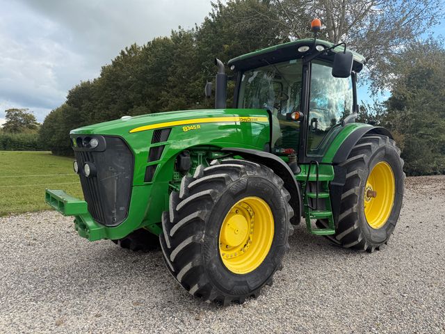 John Deere 8345R