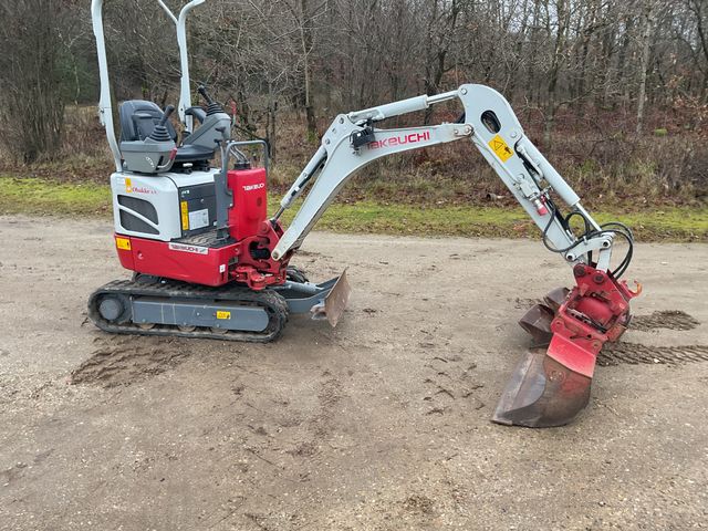 Takeuchi TB210R