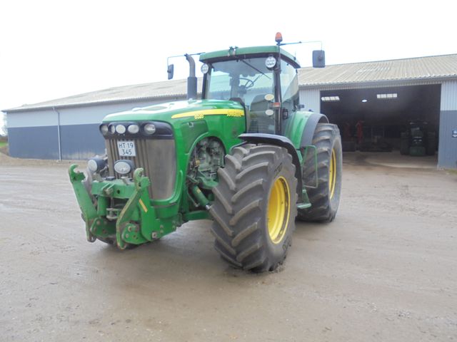 John Deere 8520 frontlift