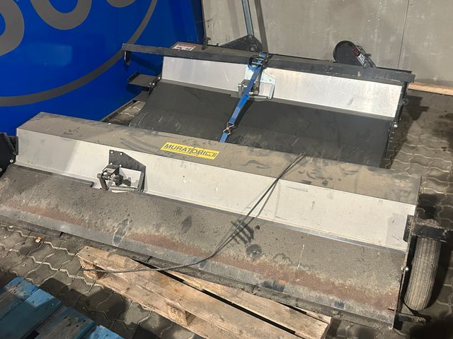 Muratori såkasse 210