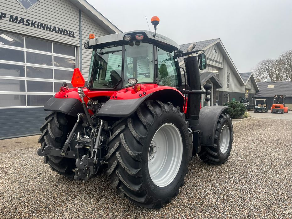 Massey Ferguson 7718 Dyna VT Med frontlift og frontPTO - Traktorer - Traktorer 4 wd - 16