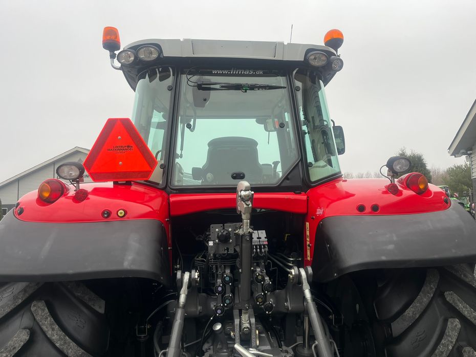 Massey Ferguson 7718 Dyna VT Med frontlift og frontPTO - Traktorer - Traktorer 4 wd - 6