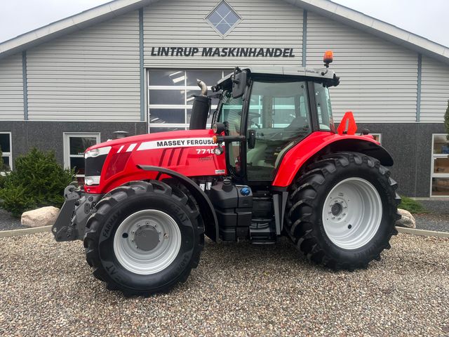 Massey Ferguson 7718 Dyna VT