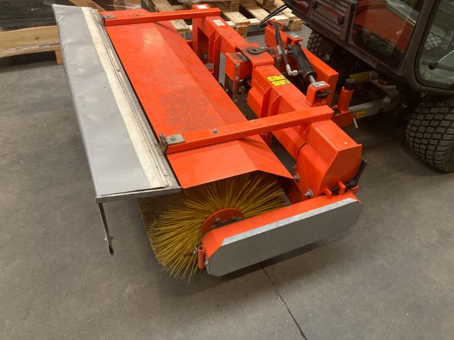 Husqvarna Fejemaskine med sving