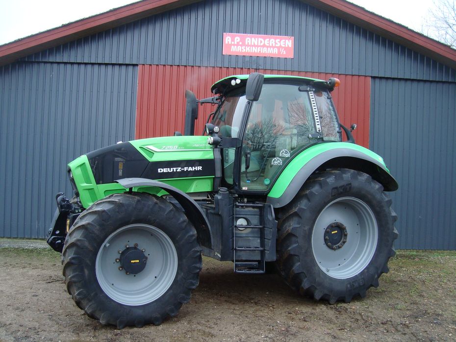 Deutz-Fahr 7250 TTV - Traktorer - Traktorer 4 wd - 1
