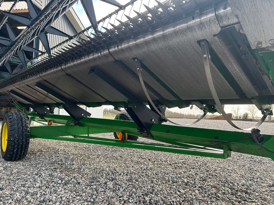 John Deere 9560 WTS - Høstmaskiner - Mejetærskere - 23
