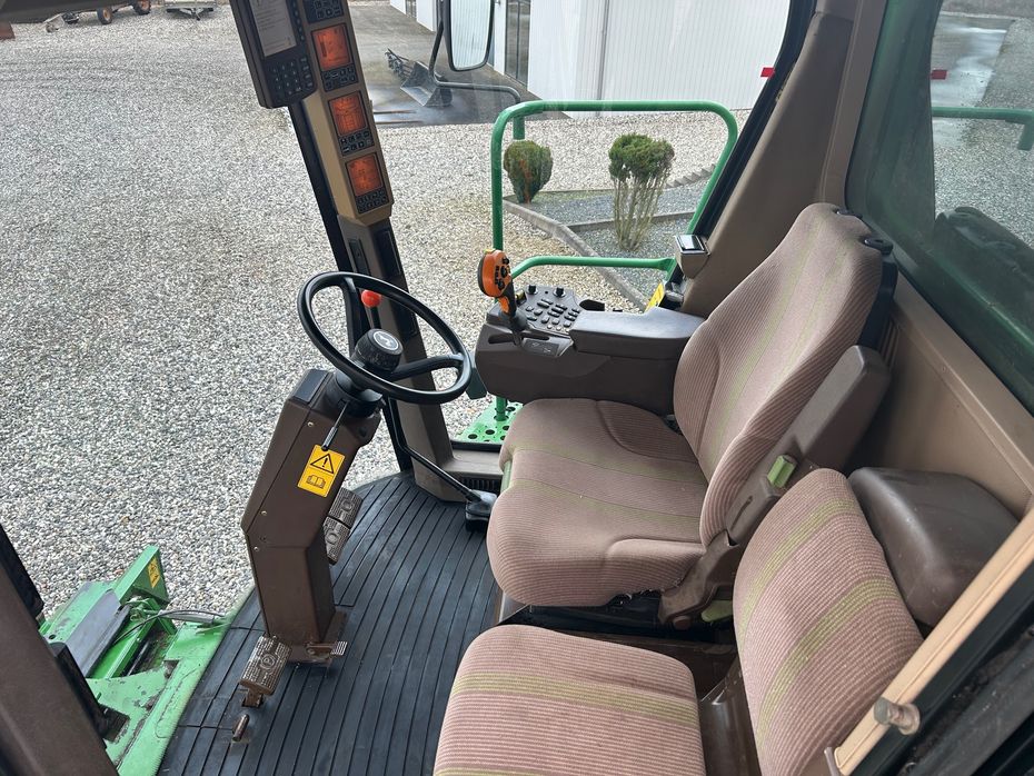 John Deere 9560 WTS - Høstmaskiner - Mejetærskere - 13