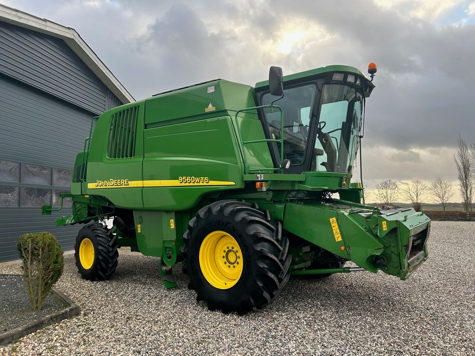 John Deere 9560 WTS - Høstmaskiner - Mejetærskere - 4