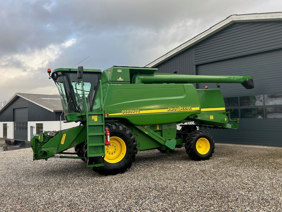 John Deere 9560 WTS - Høstmaskiner - Mejetærskere - 1